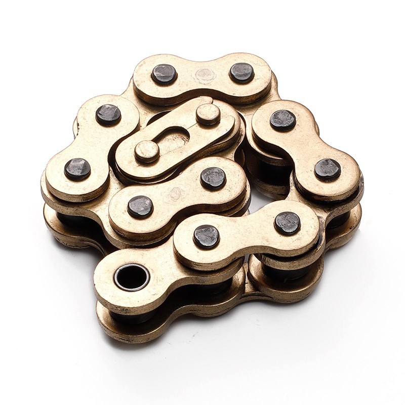 Motorcycle chain 520 golden plate